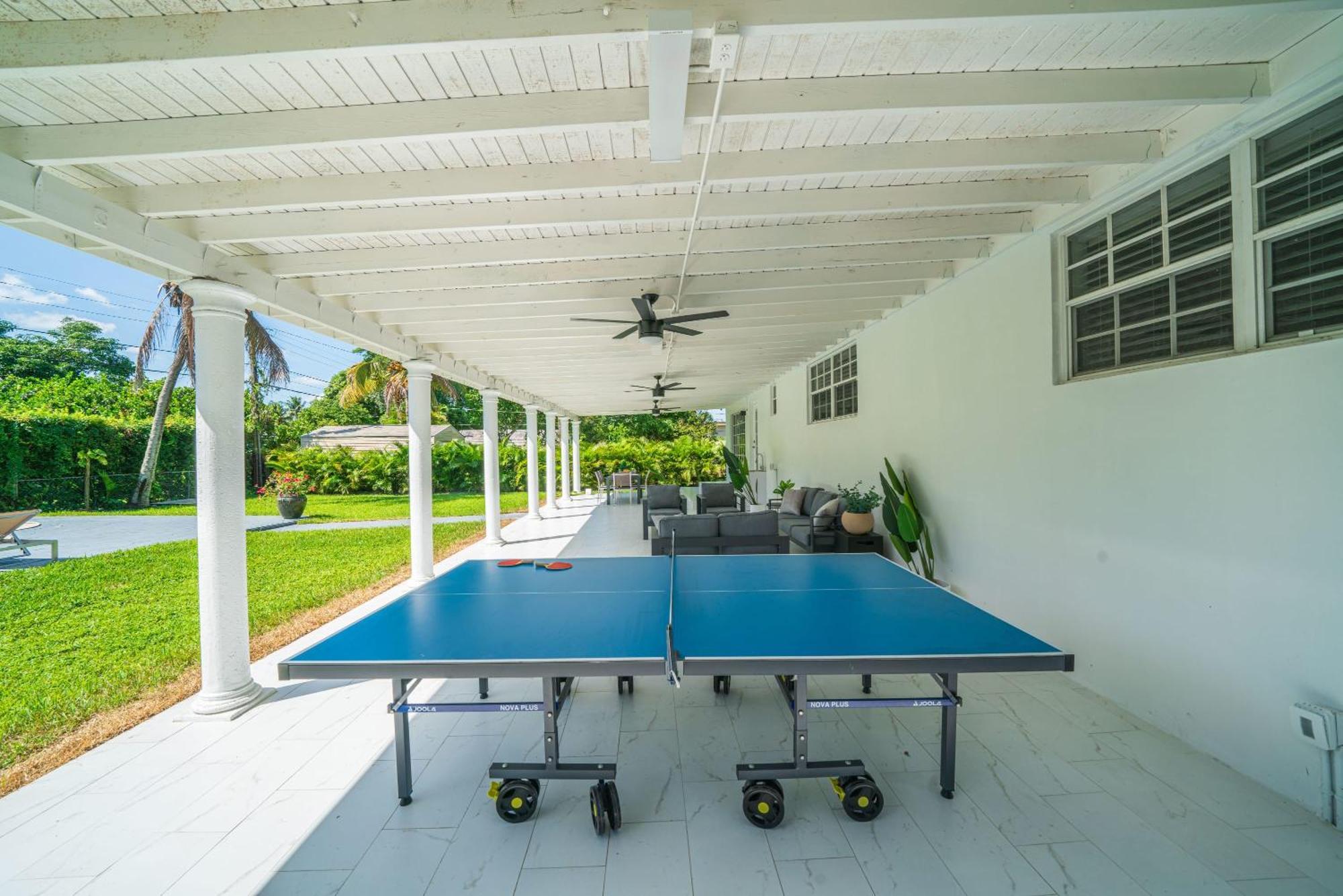 New Tropical Oasis Retreat In Miami Villa Exterior photo