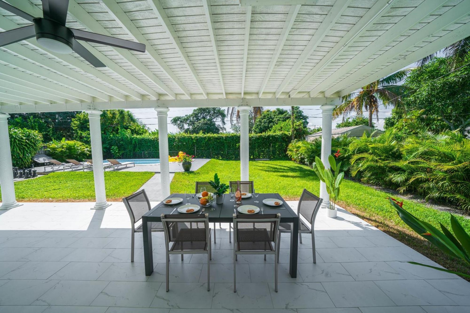 New Tropical Oasis Retreat In Miami Villa Exterior photo